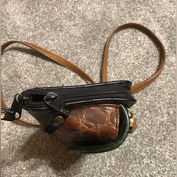 Purse with glasses holder - Picture 6 of 6